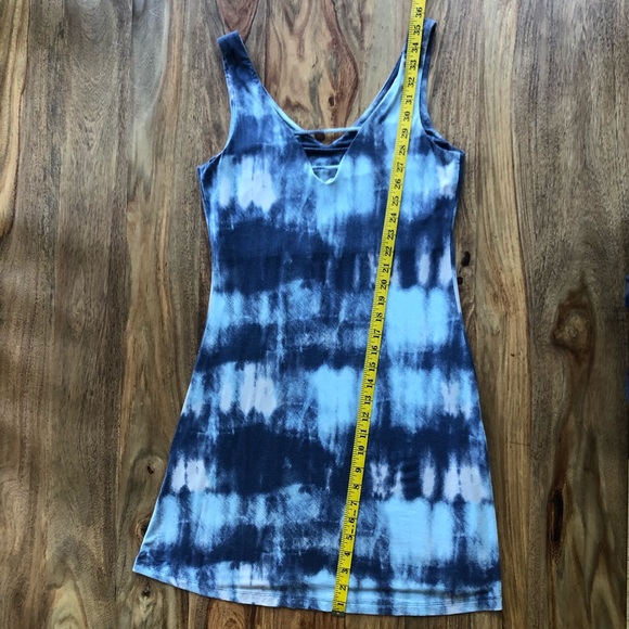 Tart Collections Tie Dye Blue Small Medium Large - Picture 4 of 10